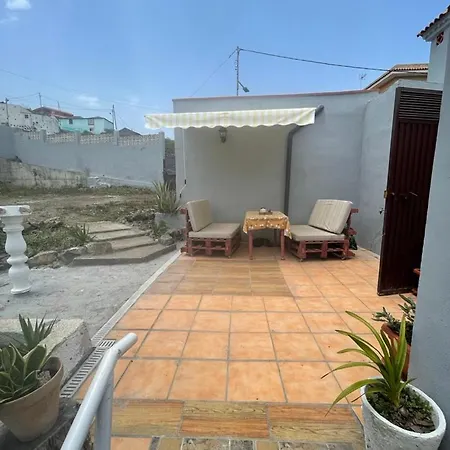 Casas Asomada *